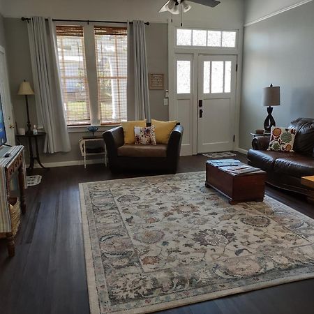 2Feathers Inn ناتشيز، مسيسيبي المظهر الخارجي الصورة